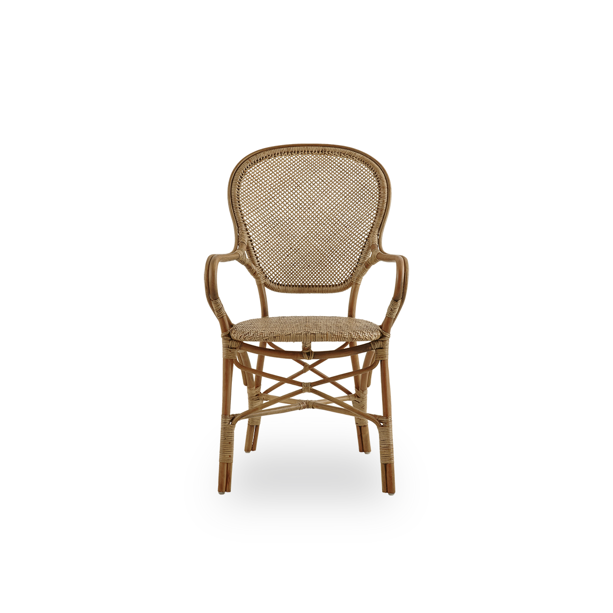 Ren front vinkel af Rossini spisebordsstol med armlæn i antikbrun farve.
Elegant fletstol med rundt ryglæn og armlæn i et enkelt design. Håndlavet af højkvalitets rattan.