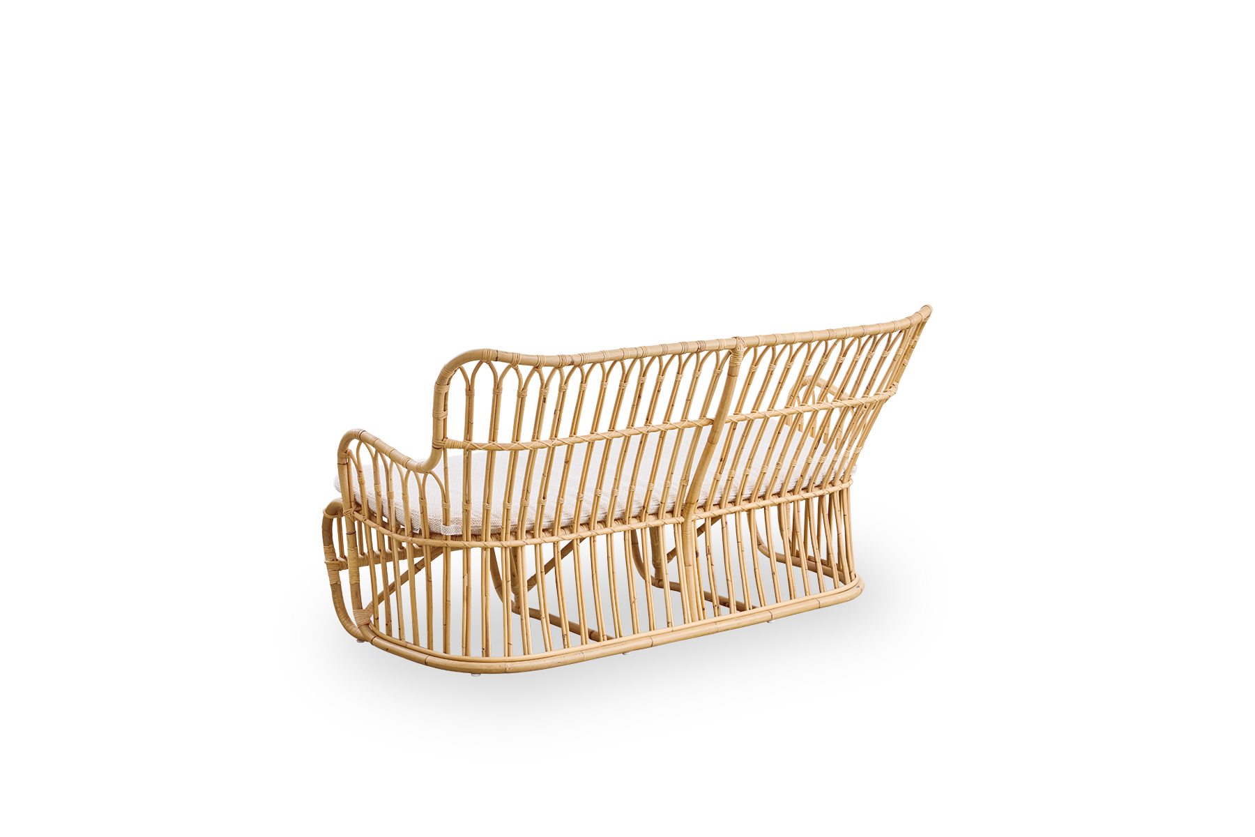 Simpel bagvinkel af Tulip fletsofa designet af Tove Kindt-Larsen med bløde, organiske linjer. Håndlavet i indonesisk rattan af høj kvalitet.