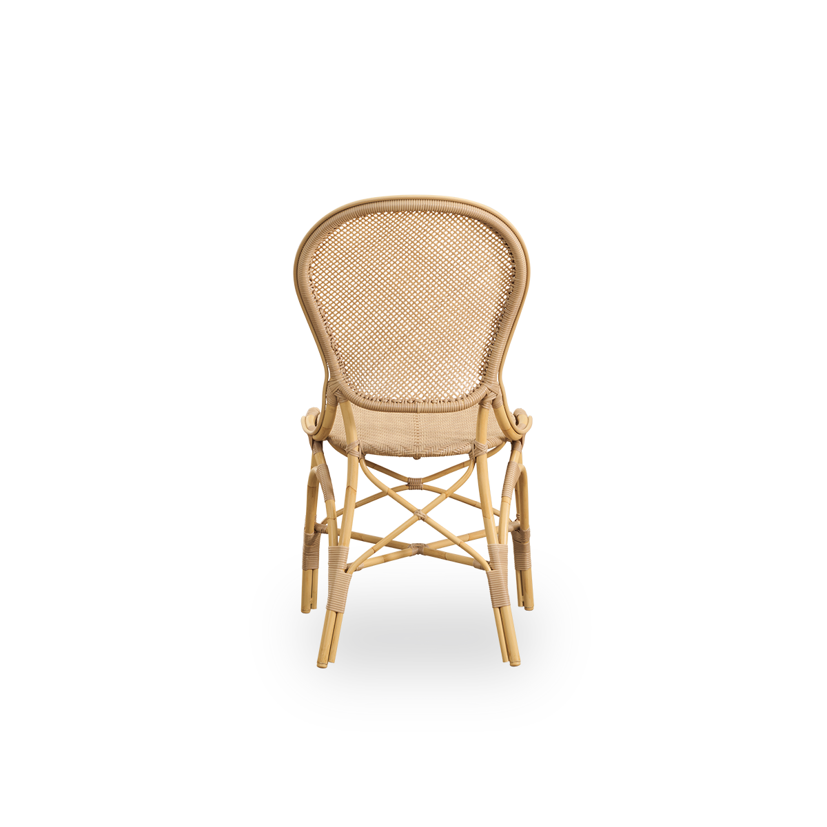 Bagfra vinkel af Rossini udendørs spisebordsstol i farven Natural. Elegant stol med rund ryg i et enkelt design. Aluminiumsramme i rattan-look med flettet sæde og ryglæn i ArtFibre.