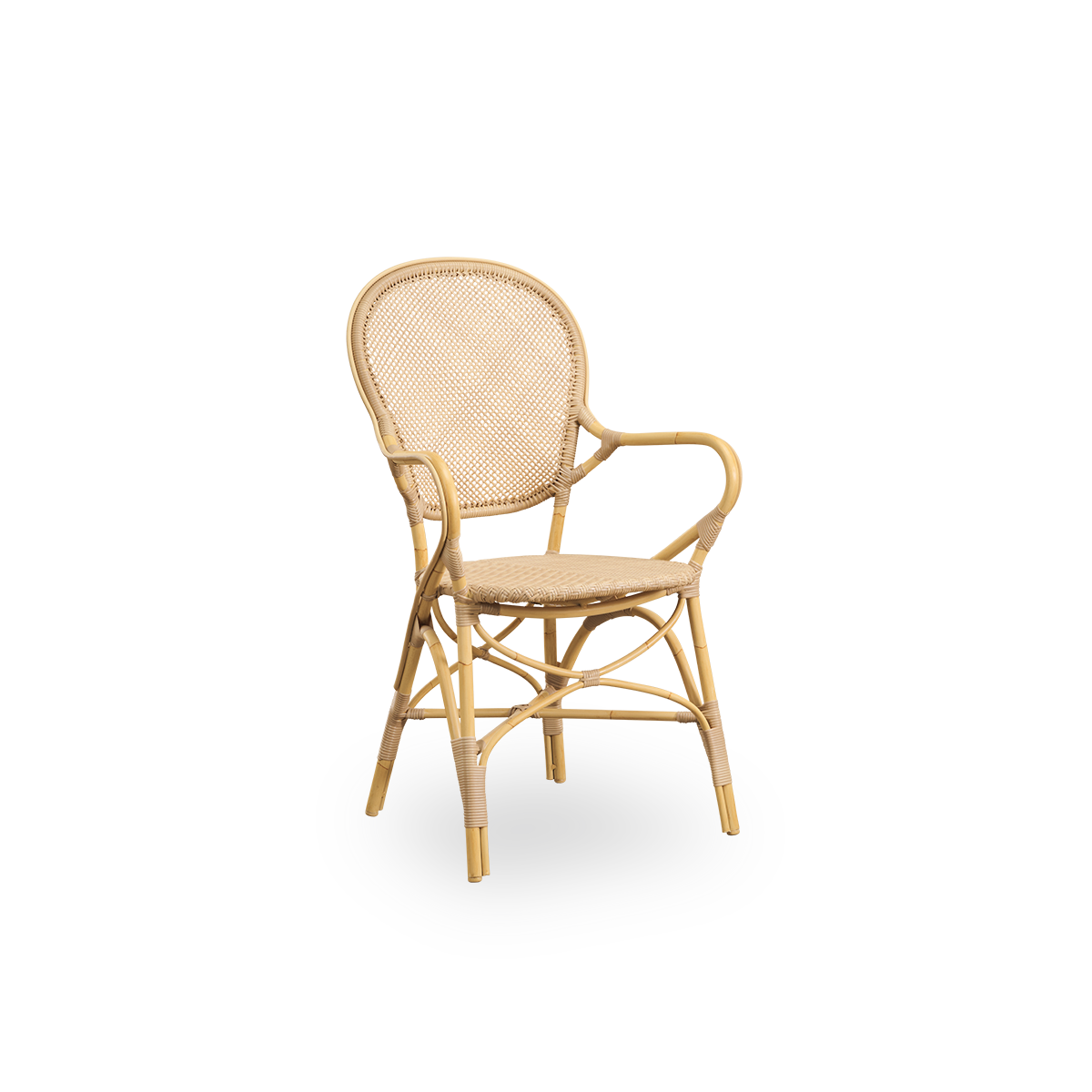 Side view af Rossini udendørs spisestol med armlæn i Natural farve. Elegant stol med rund ryg og armlæn i simpelt design. Aluminiumsramme i rattan-look med flettet ArtFibre-sæde og ryg.