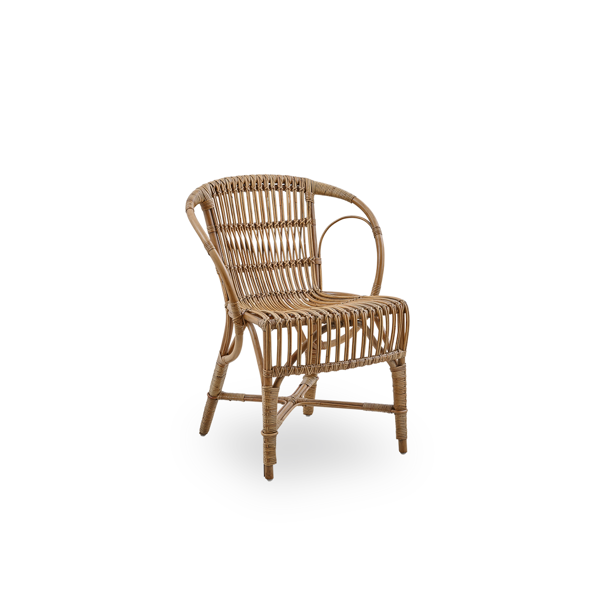 Side view af Robert spisestol i Antique brown farve, designet af Robert W. Elegant fletstol håndlavet i højkvalitets indonesisk rattan.