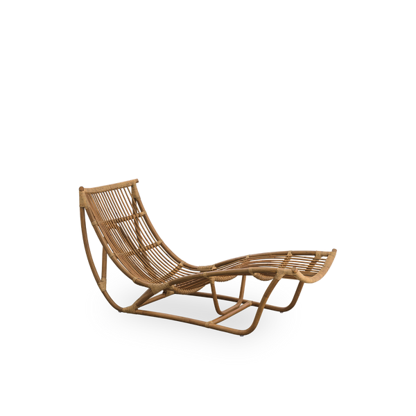 Side view af Michelangelo dagbænk i Antique brown rattan farve. Håndlavet i højkvalitets indonesisk rattan.