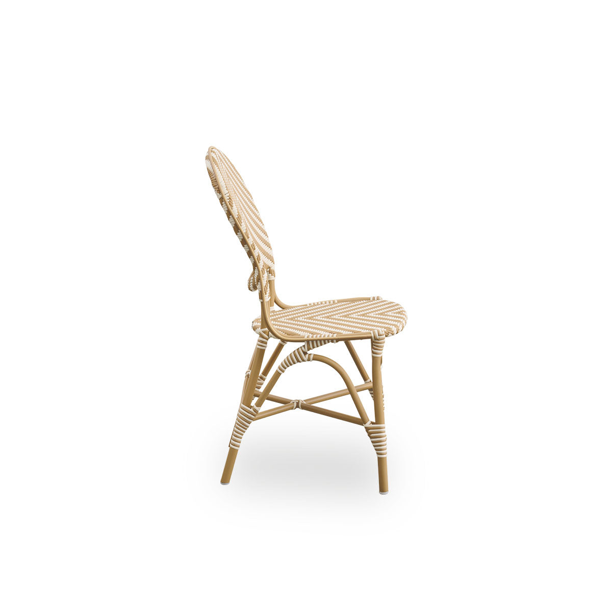 Plain side view of Isabell outdoor dining chair. Almond colored aluminium frame with seat and backrest made in ArtFibre in ivory and honey colored herringbone pattern.