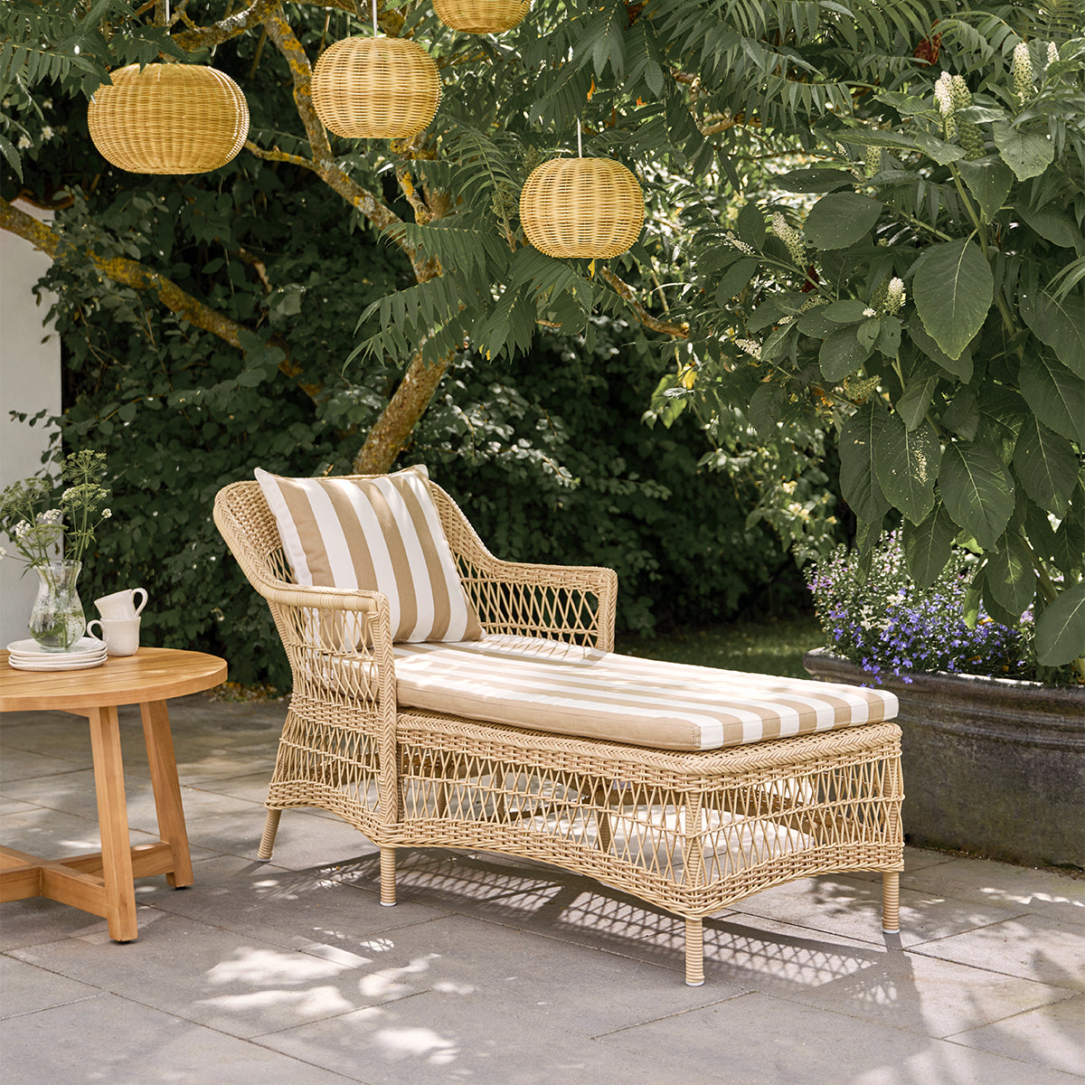 Victor Teak Loungebord Ø75