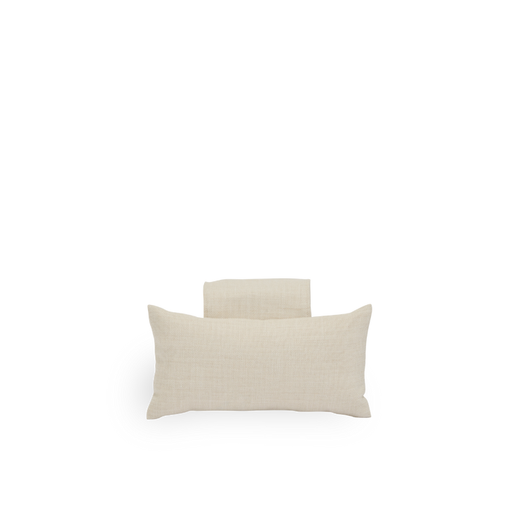 AJ-11NY_Paris_neck_cushion_indoor