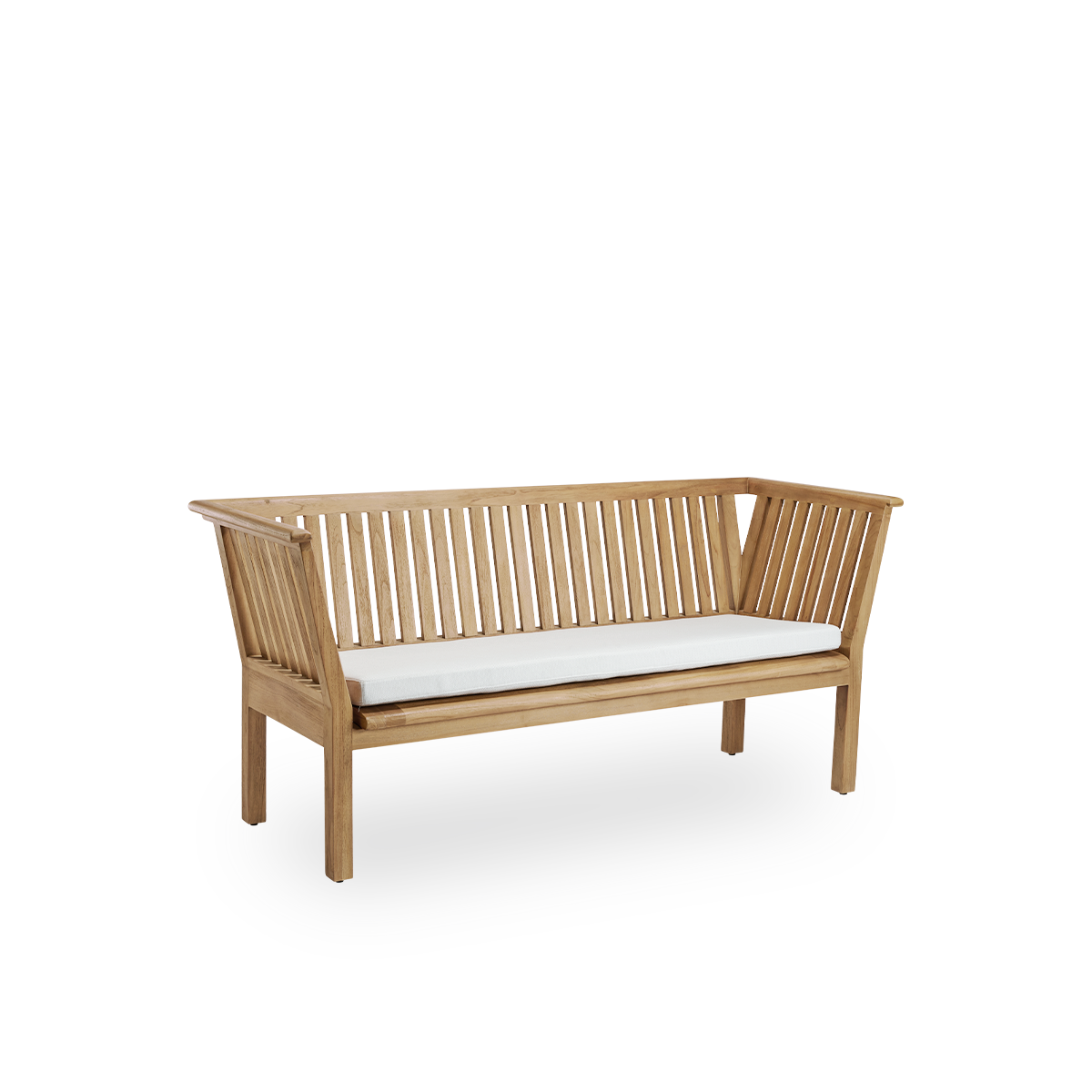 Side view af St Catherine udendørs teakbænk designet af Arne Jacobsen, længde 180 cm. Solid og holdbar bænk håndlavet i kastanjebrun, høj kvalitet Indonesisk teak certificeret som ‘Indonesian Legal Wood’.