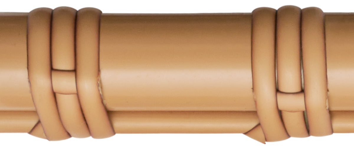 Camel (varm tan) aluminiumsstel med matchende ArtFibre vævning — specialfarve til Sika-Design Exterior møbler