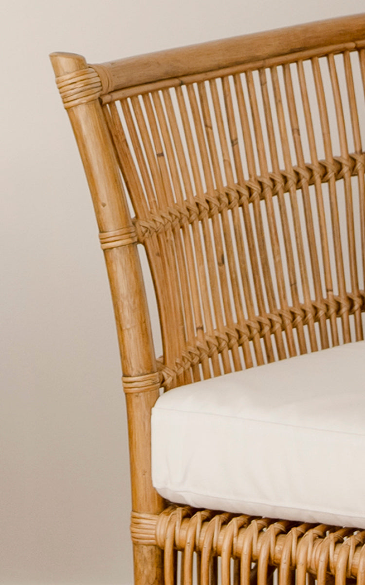 Dette er et nærbillede af Donatello 2-personers sofa i antique rattan.