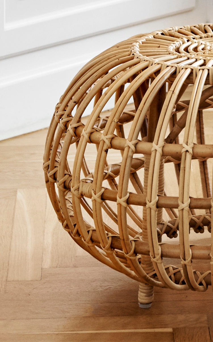 Lille ottoman i rattan og flet | Franco Albini | Ottoman Lille