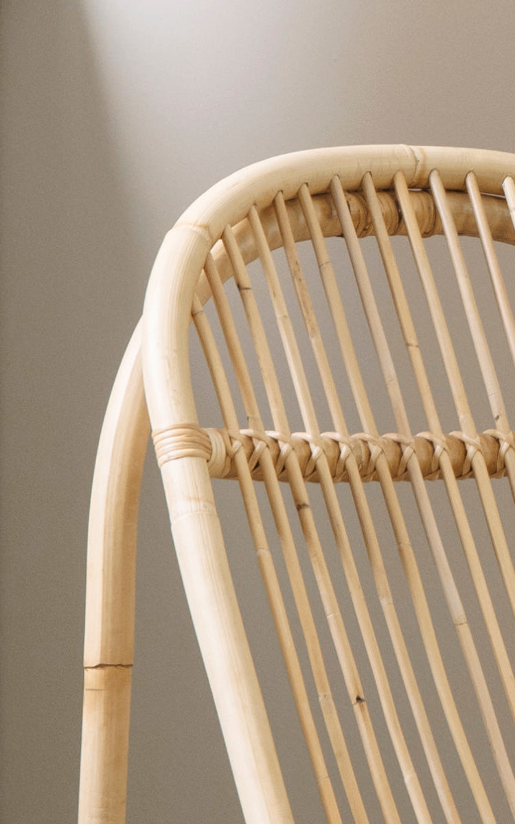 Close-up_ND-15-PU_Nanny_Rocking_Chair_Polished-natural-ratta