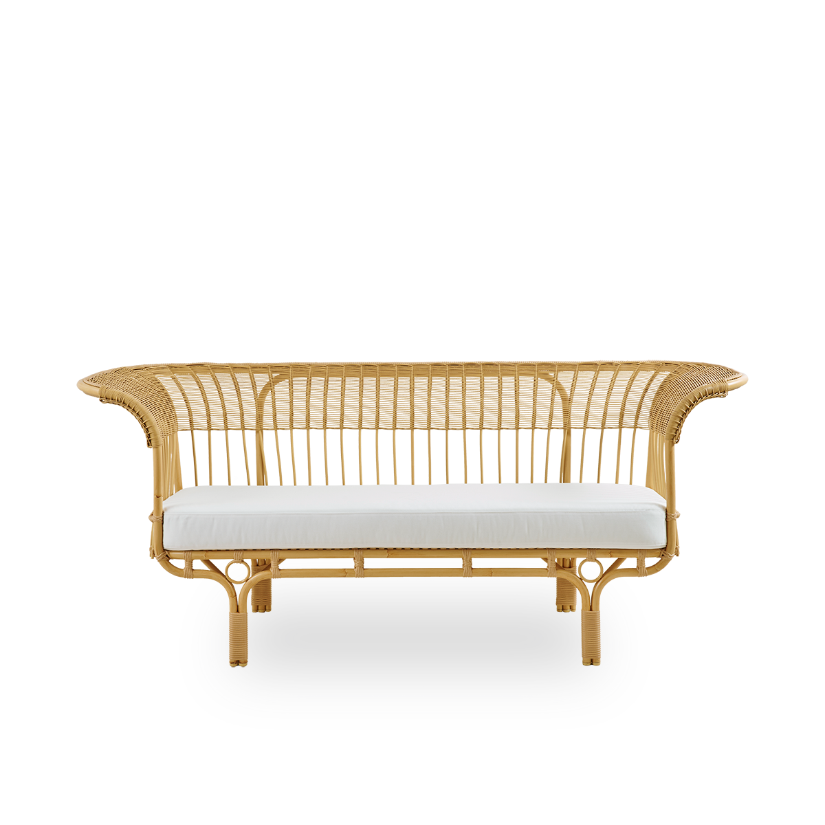 Ren front vinkel af Belladonna udendørs sofa i rattan-look, designet af Franco Albini og Franca Helg. Sofaen har et elegant udtryk med slanke ben og et majestætisk sæde med mange detaljerede ArtFibre-viklinger på en aluminiumsramme.