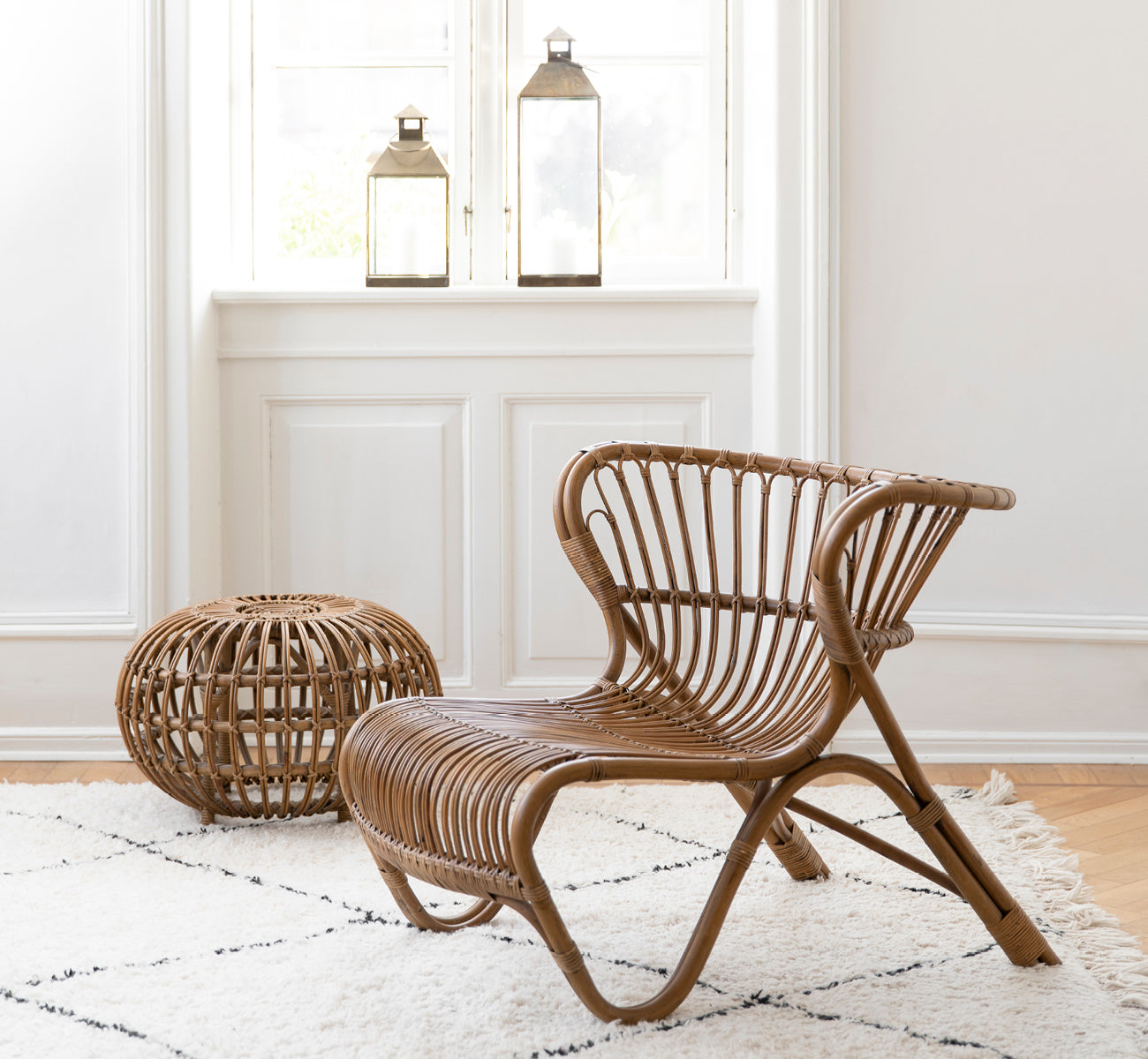 Lille ottoman i rattan og flet | Franco Albini | Ottoman Lille