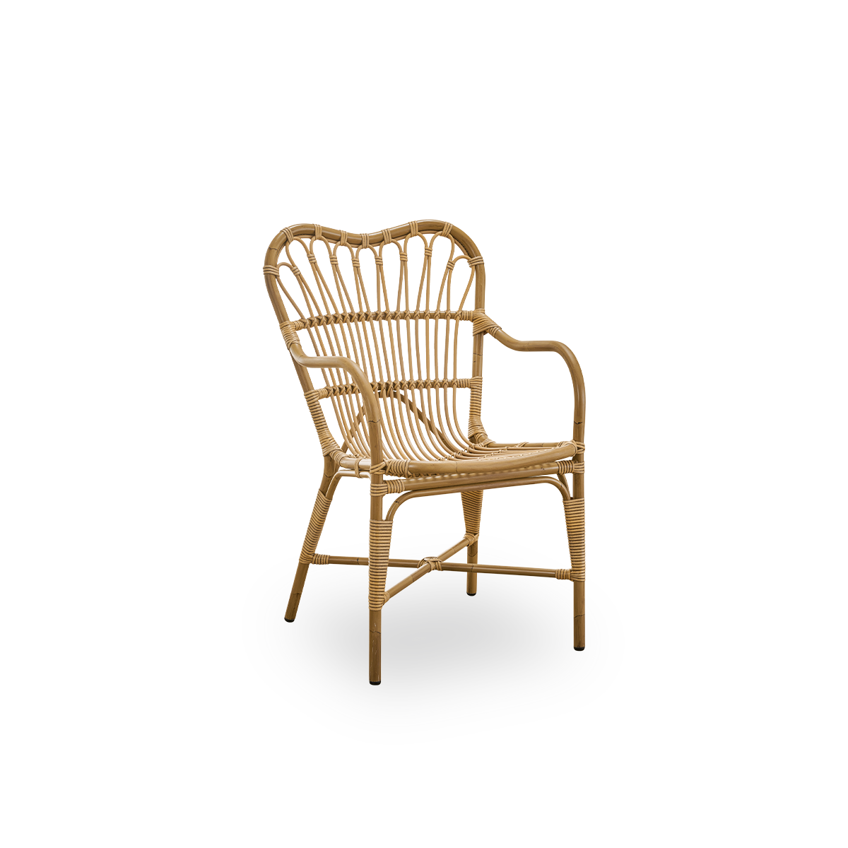 Side view af Margret udendørs spisestol med høj, bred ryg og buede armlæn. Aluminiumsramme i Antique brown rattan-look med ArtFibre-omviklinger.