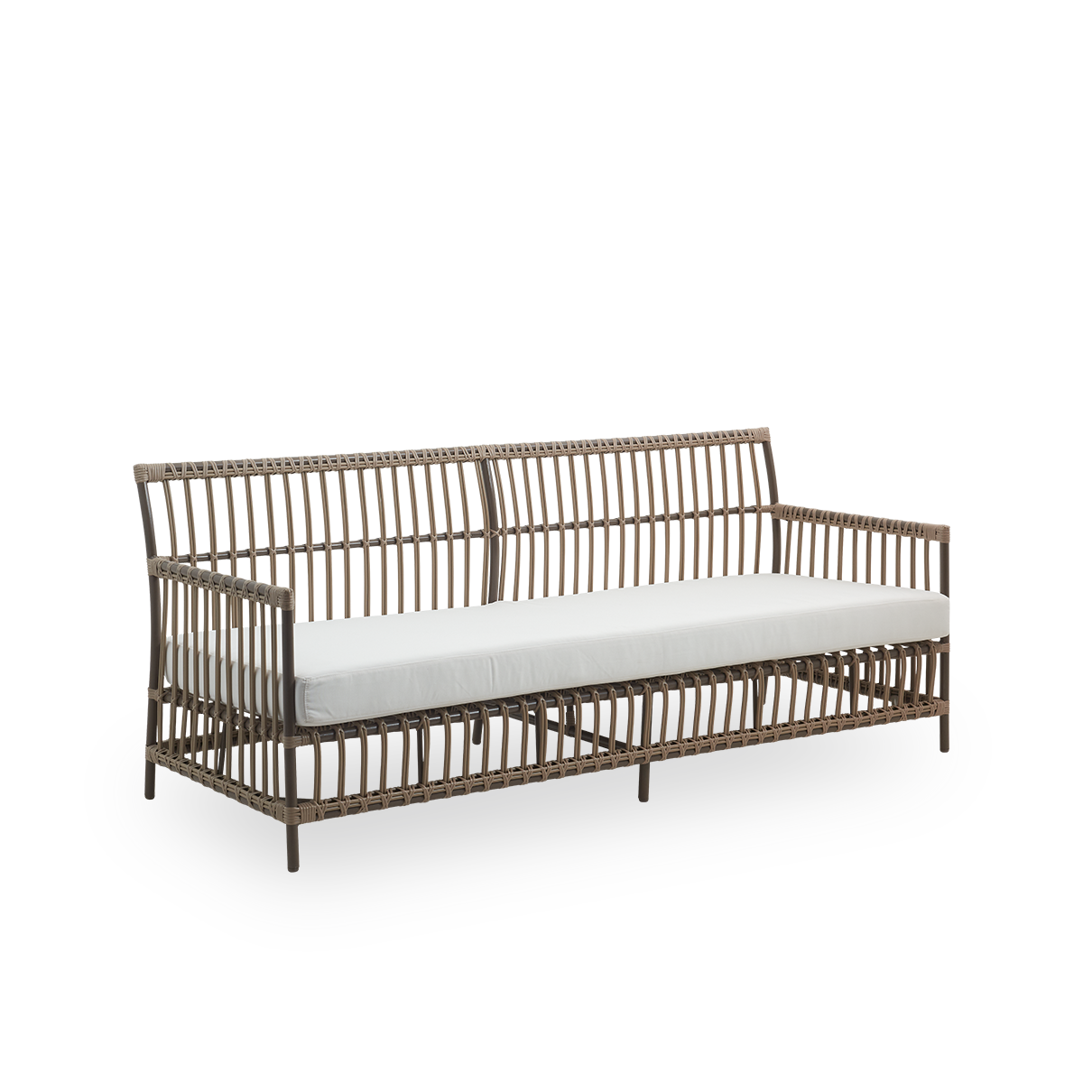 Side view af Caroline udendørs 3-personers sofa i farven Moccaccino i enkelt og elegant dansk design. Aluminiumsramme med ArtFibre-bindinger.