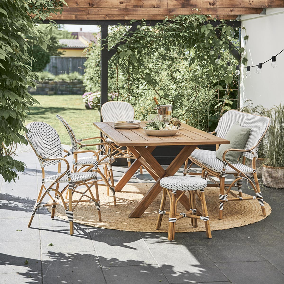 Colonial Teak Spisebord 160x100 cm