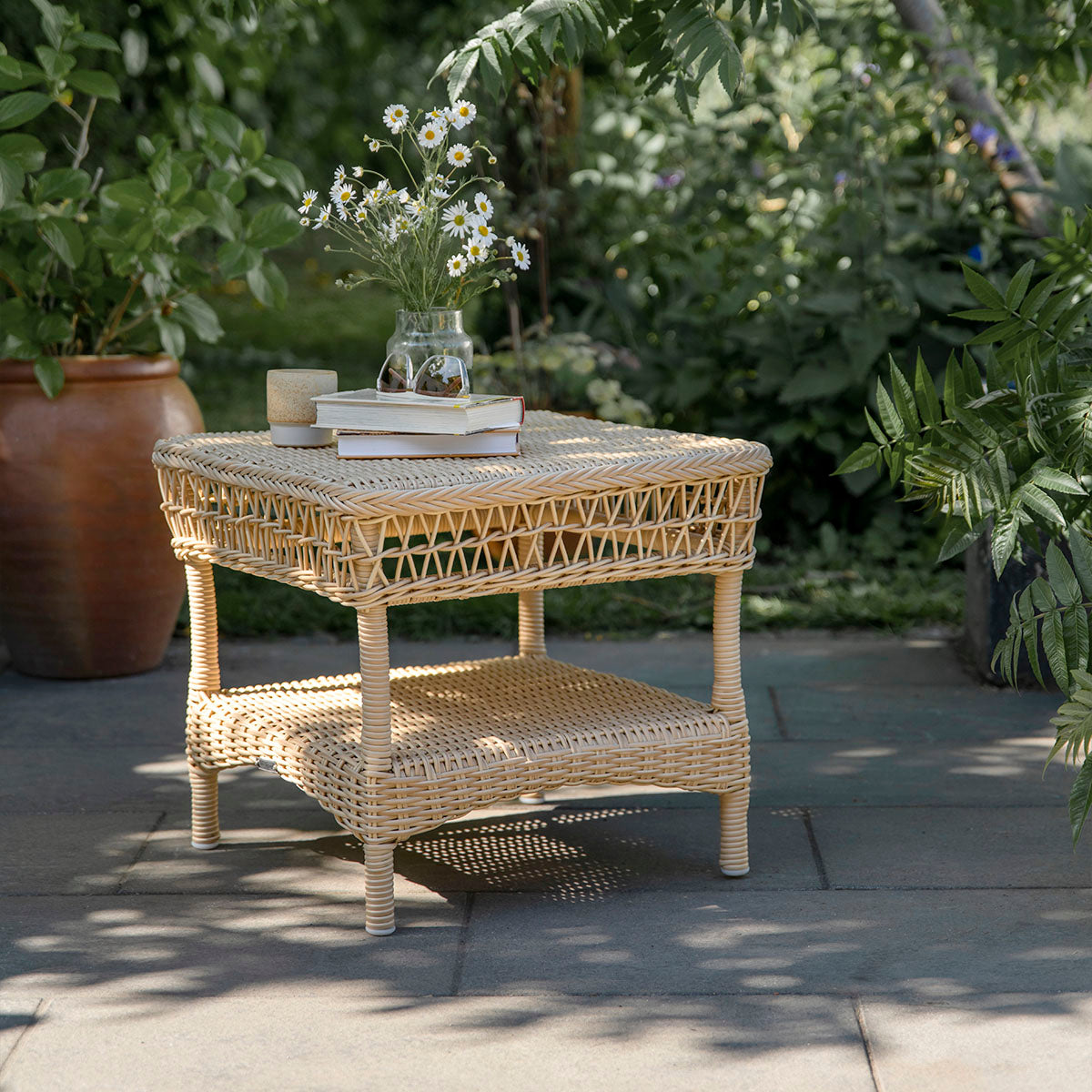 Susy Exterior Sidebord